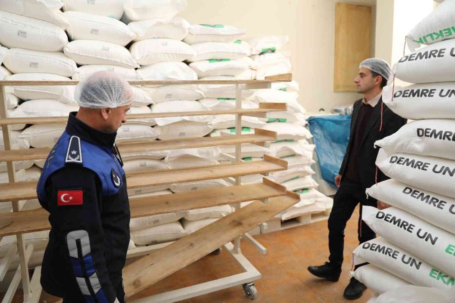 Alanya’da Zabıtadan Yılbaşı Denetimi