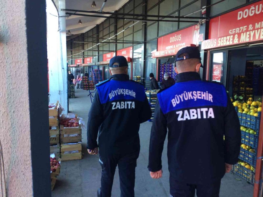 Büyükşehir Zabıtası, Huzur Ve Güven İçin 7/24 Görev Başında