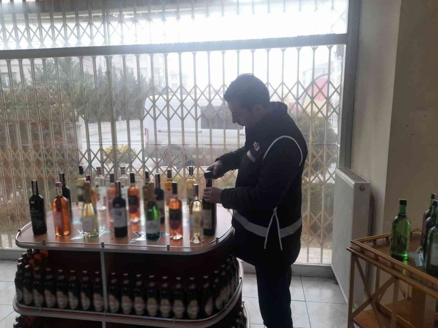 Konya’da Yılbaşı Öncesi Sahte İçki Denetimi