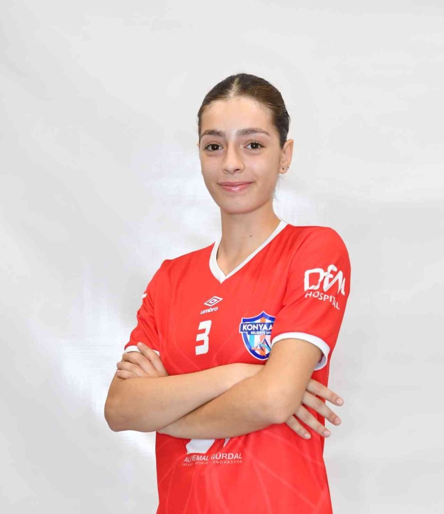 Mavi Kelebekler’in Hedefi İki Kulvarda Da Şampiyonluk