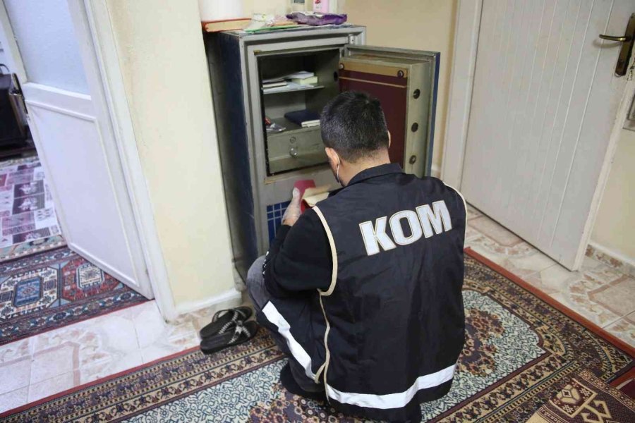 Mersin’deki Tefeci Operasyonu: 10 Gözaltı