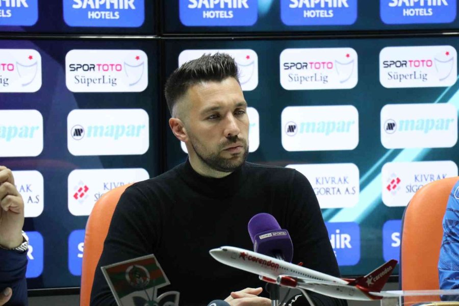 Francesco Farioli: “oyuncularımız Bugün Saha İçerisinde Kalpten Oynadılar”