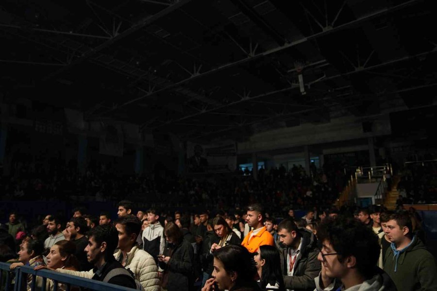 Tarsus’un 101. Yılı Moğollar Konseriyle Kutlandı