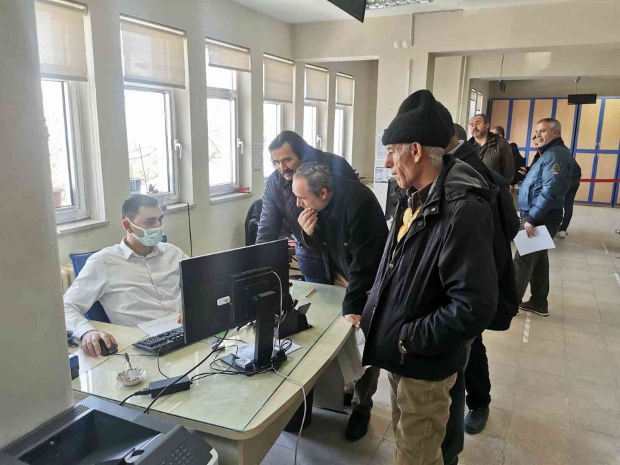 Eyt’liler Emeklilik Hakkını Kazanınca Sgk’ya Akın Etti