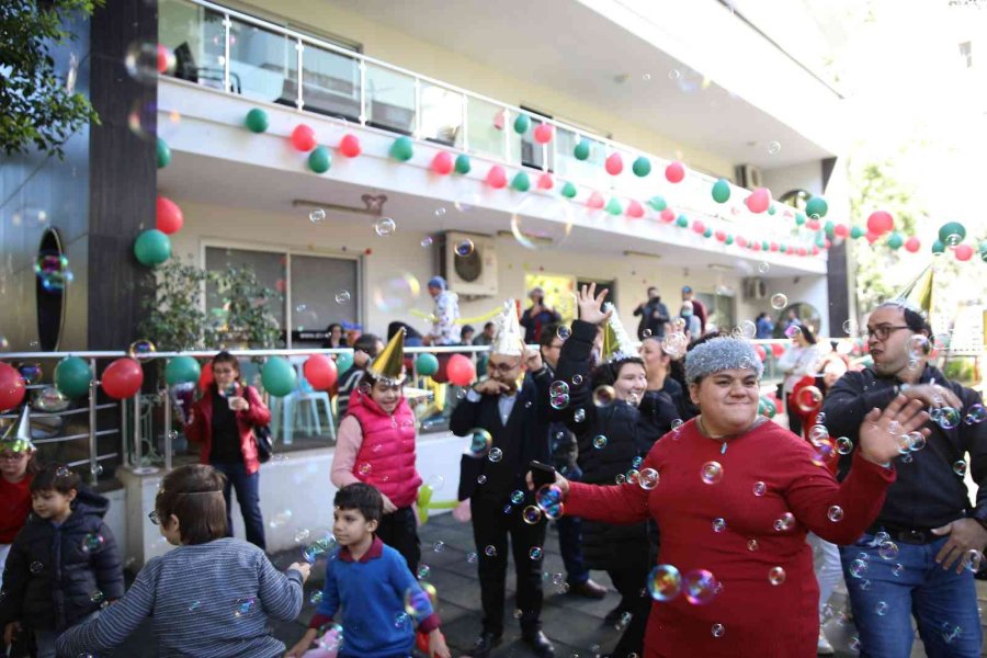 Alanya Belediyesi’nden Engelli Bireyler İçin Yılbaşı Etkinliği