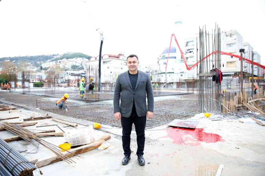 Başkan Yücel: "rekor Bütçeyle Mega Projeler Kazandırmaya Devam Edeceğiz"