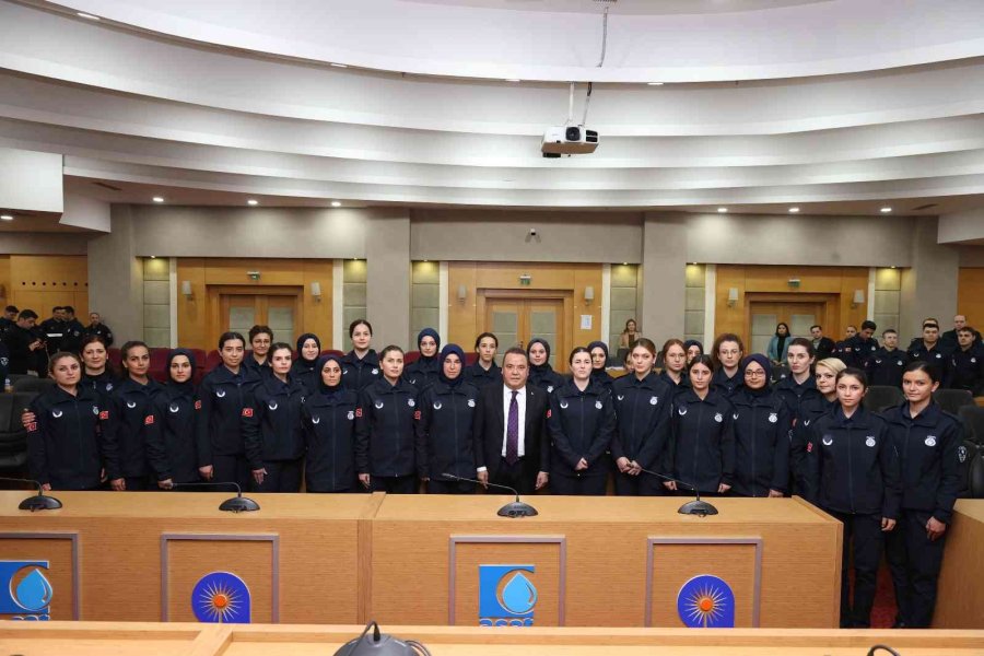 Büyükşehir Belediyesi Kadrosunu Güçlendirdi