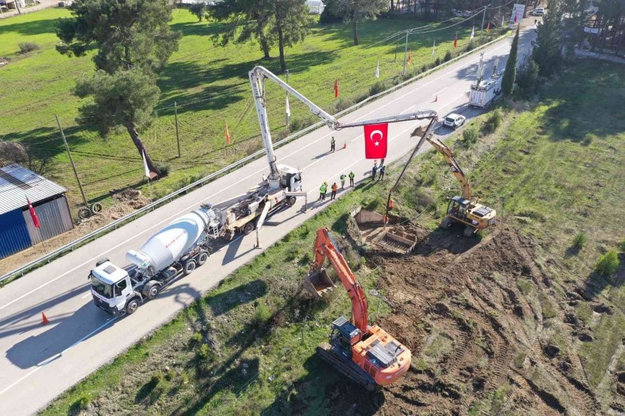 Kasaba-sütleğen Yolunun Temeli Törenle Atıldı