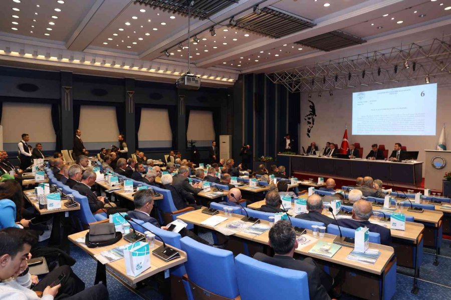 Büyükşehir Meclisi 1 Yılda 771 Gündem Maddesi Görüştü