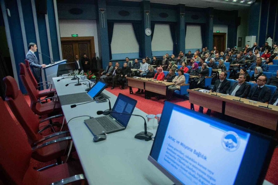 Büyükşehir Personeline ’etik Davranış İlkeleri’ Eğitimi