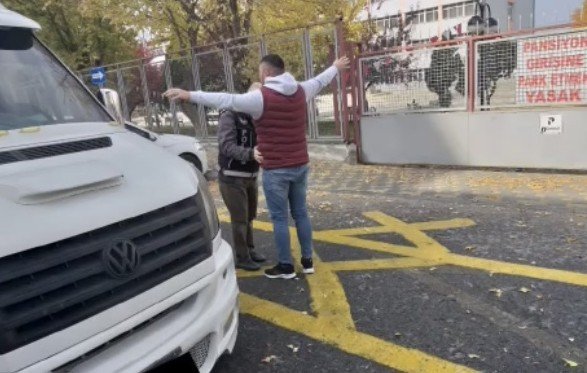 Yılbaşı Öncesi Narkotik Operasyonu:17 Zehir Taciri Yakalandı