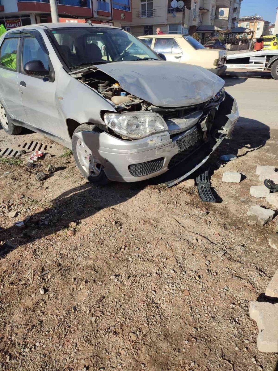 Konya’da Öğrenci Servisi Devrildi: 6 Yaralı