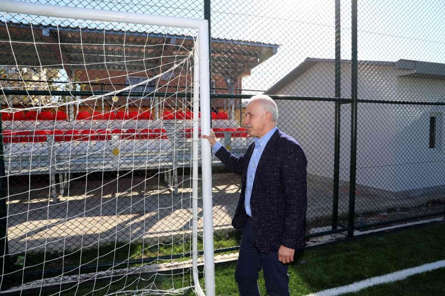 Ispanak Tarlası Deniliyordu, Futbol Sahasına Dönüştü