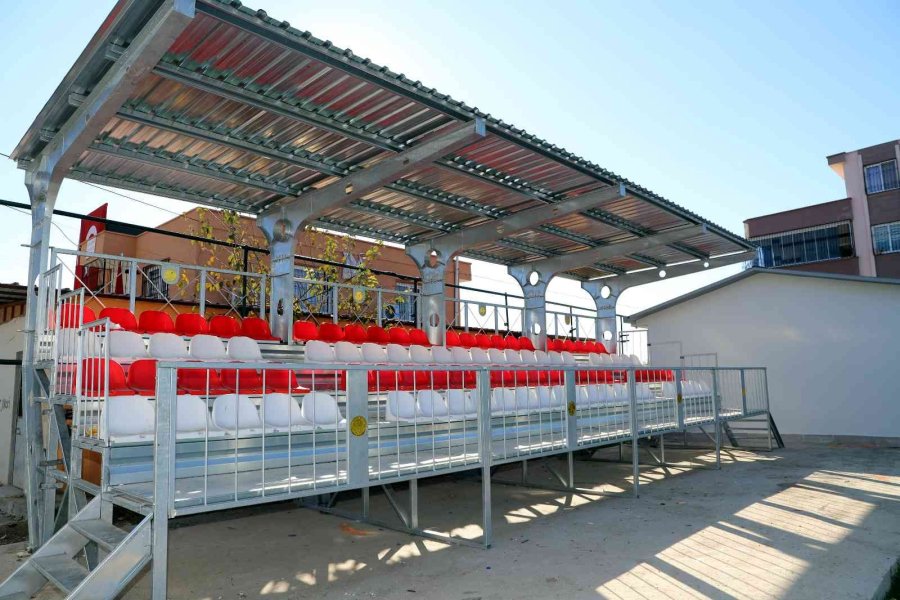 Ispanak Tarlası Deniliyordu, Futbol Sahasına Dönüştü