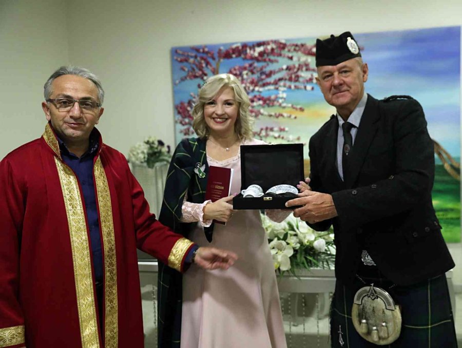 Antalya’da Yılın Son Nikahı İskoç Ve Rus Çifte