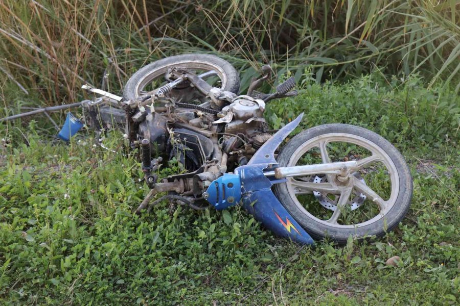 Otomobilin Çarptığı Motosikletli Çift Hayatını Kaybetti
