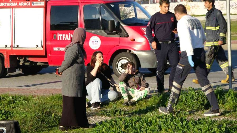 Sağlık Ekipleri Çocuğu Hastaneye Götürebilmek İçin Dil Döktü