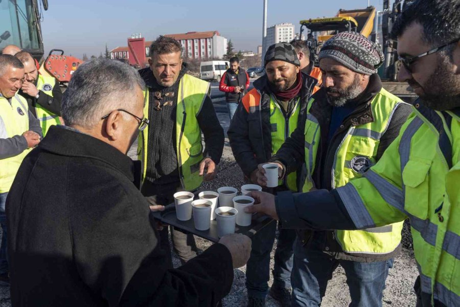 Büyükşehir’den 4,7 Kilometrelik Stratejik Bir Yol Daha