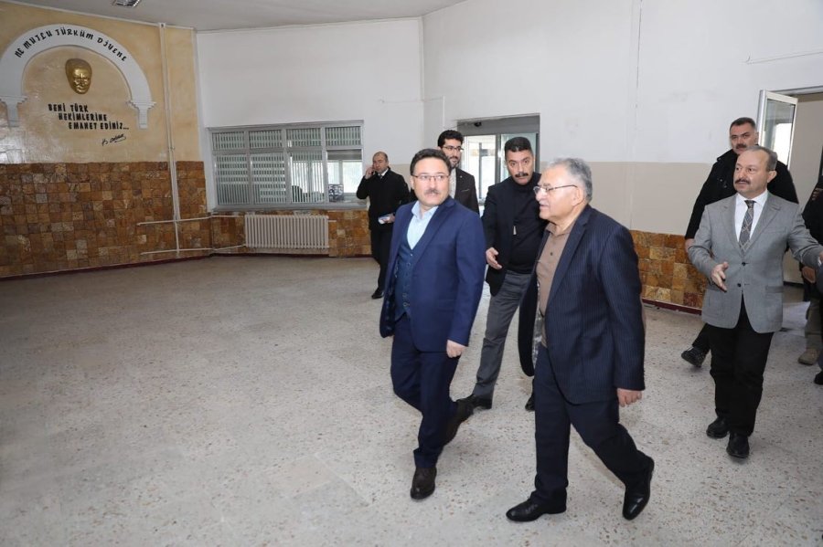 Vali Çiçek Ve Başkan Büyükkılıç’tan Engelli Vatandaşlara Kooperatif Müjdesi