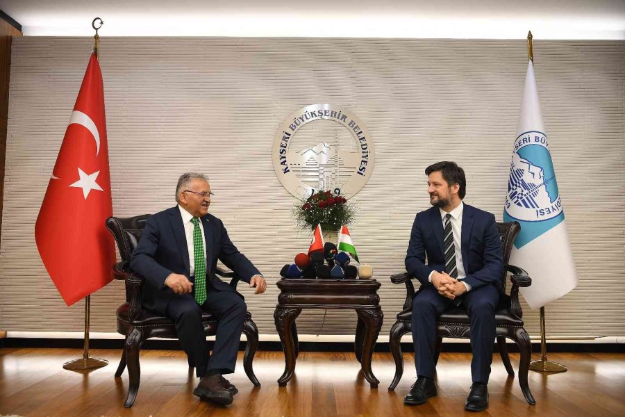 Başkan Büyükkılıç’a 2022’de Devlet Büyüklerinden Takdir Ve Teşekkür