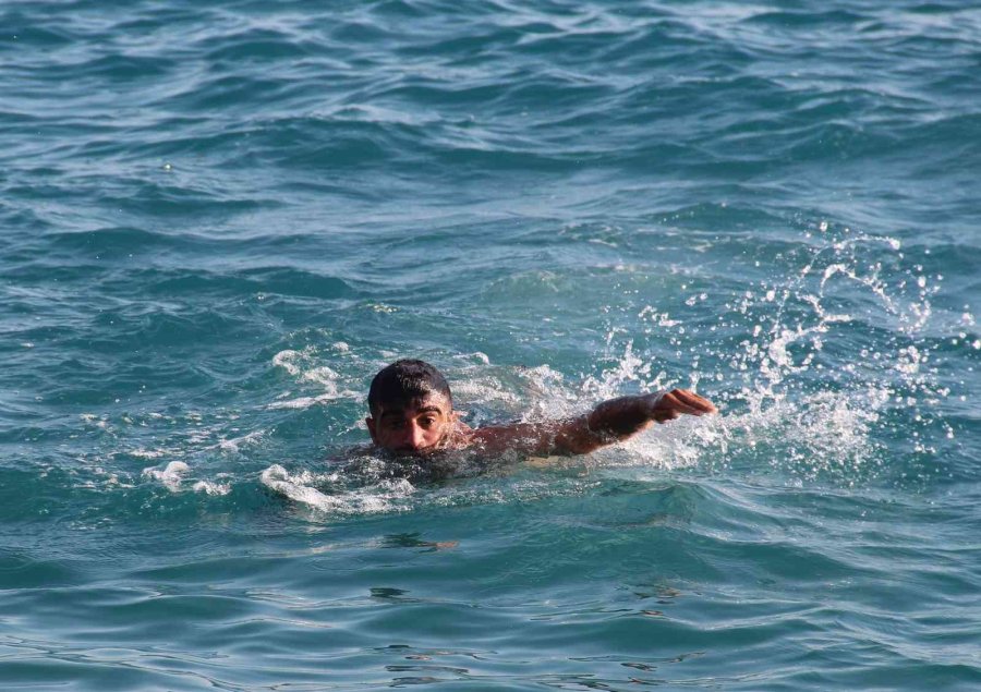 Dünyaca Ünlü Sahilde Yılın Son Yoğunluğu