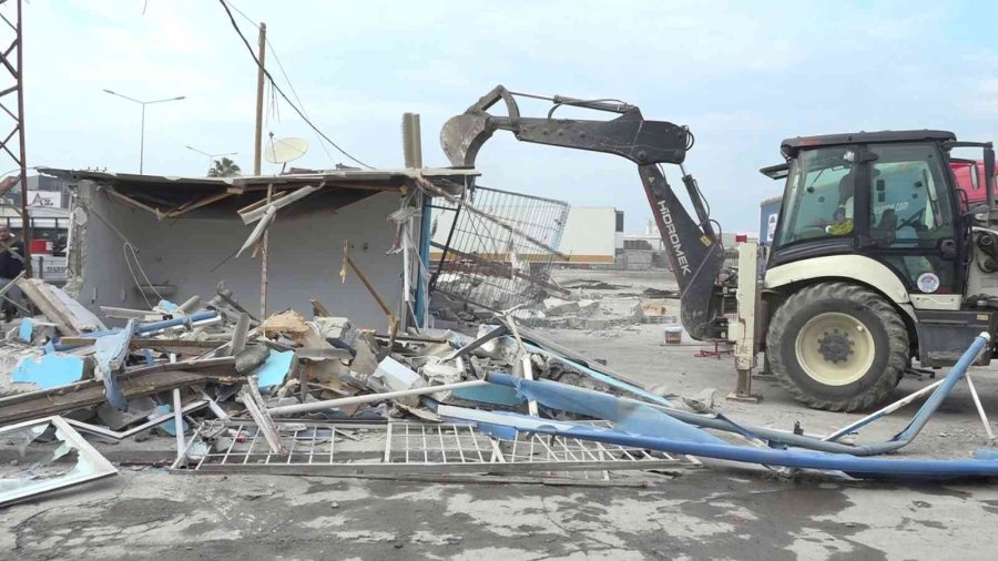 Akdeniz’de İşgal Altındaki 15 Dönümlük Arazi Belediyeye Kazandırıldı