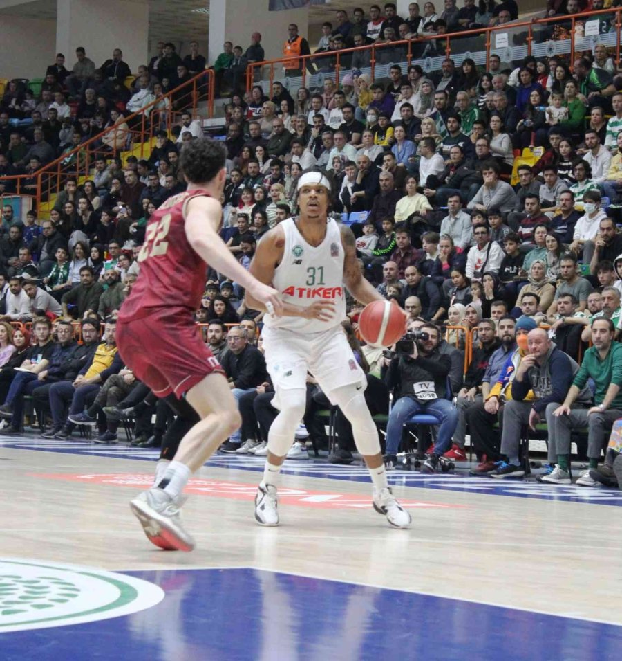 Basketbol Süper Ligi: Konyaspor: 76 - Galatasaray Nef: 73