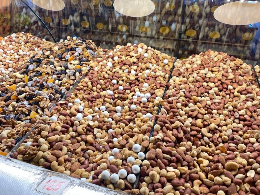 Kuruyemişçilerde "yılbaşı" Yoğunluğu