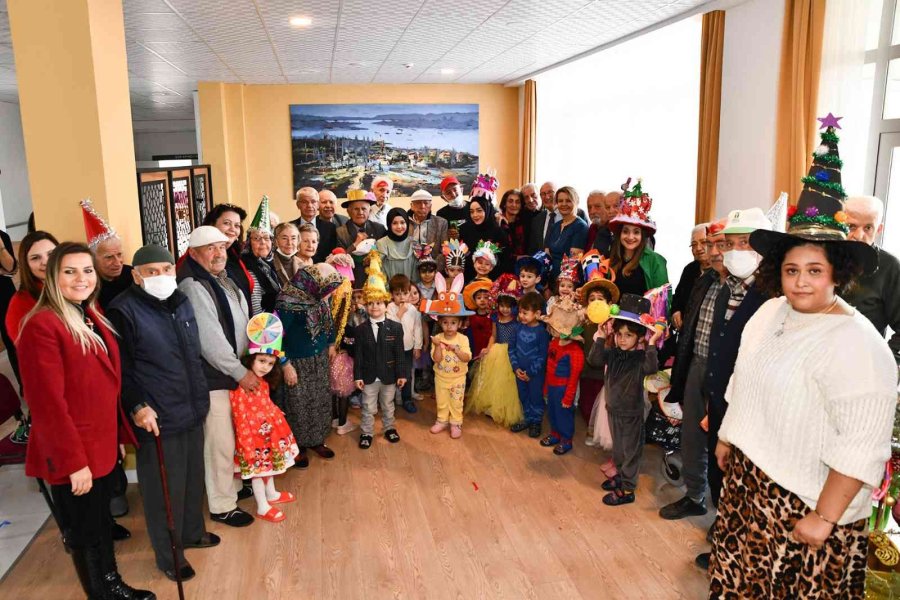 Çocuklar Ve Deneyimli Vatandaşlar 2023’e ‘merhaba’ Dedi