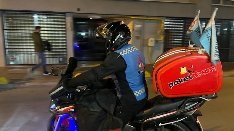 Kuryeler İşlerinin Başında