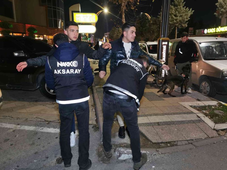 Narkotik Ekipleri Yeni Yılın İlk Dakikalarında Cadde Ve Sokaklarda