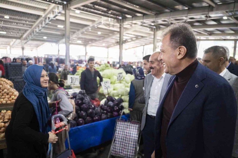 Başkan Seçer, Tarsusluların Yeni Yılını Kutladı