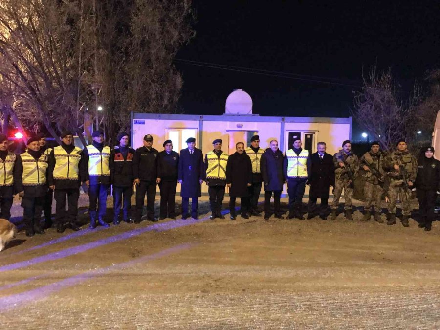İçişleri Bakan Yardımcısı Çataklı, Konya’da Yeni Yılda Emniyet Ve Jandarma Personeli İle Bir Araya Geldi