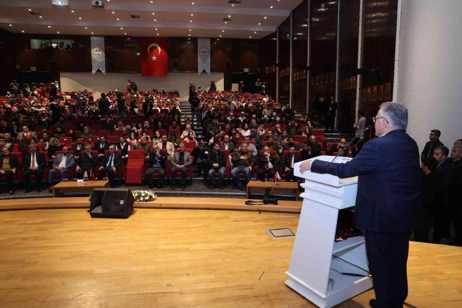 Başkan Büyükkılıç, Kuran-ı Kerim’i Güzel Okuma Yarışması’nda Gençlerle Buluştu