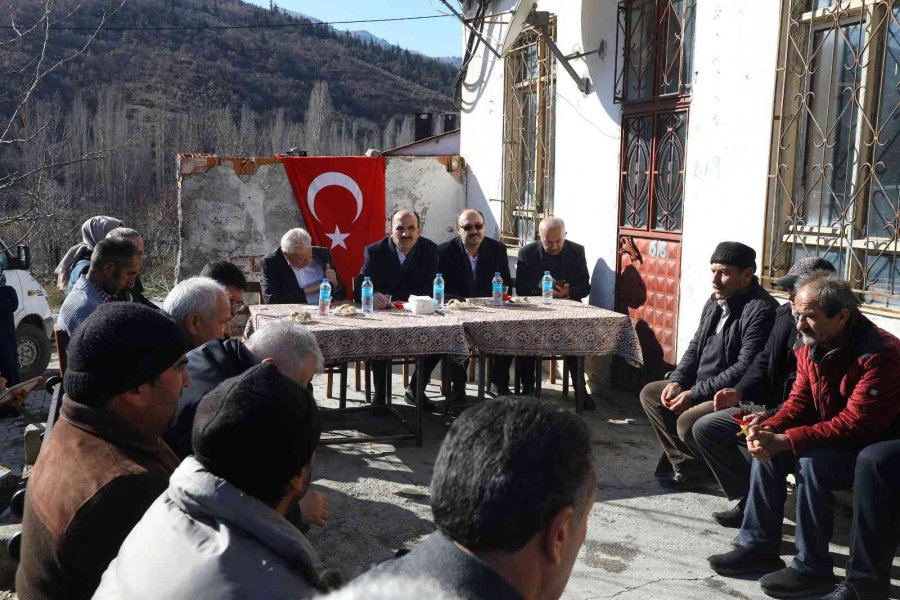 Başkan Altay 2022’nin Son Gününde İki İlçede Vatandaşlarla Buluştu