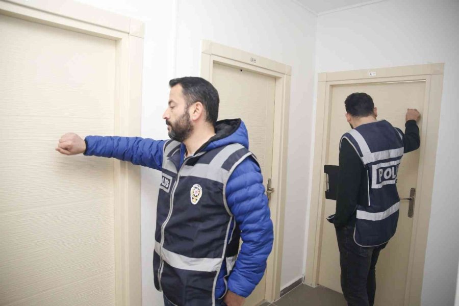 Polisten Günübirlik Konaklama Yapılan Adreslere Denetim