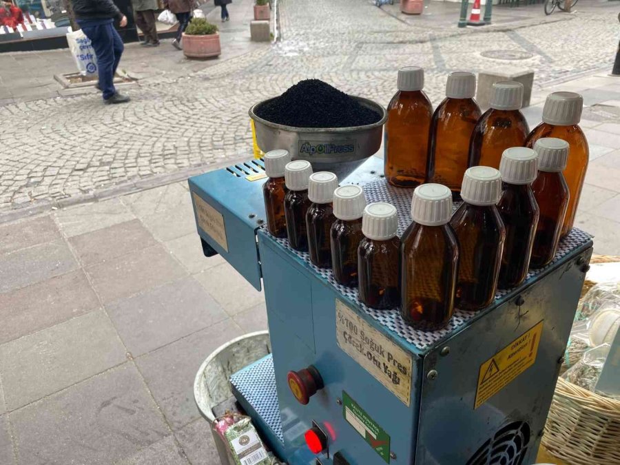 Kendisi Vücuda, Posası Toprağa Çok Faydalı