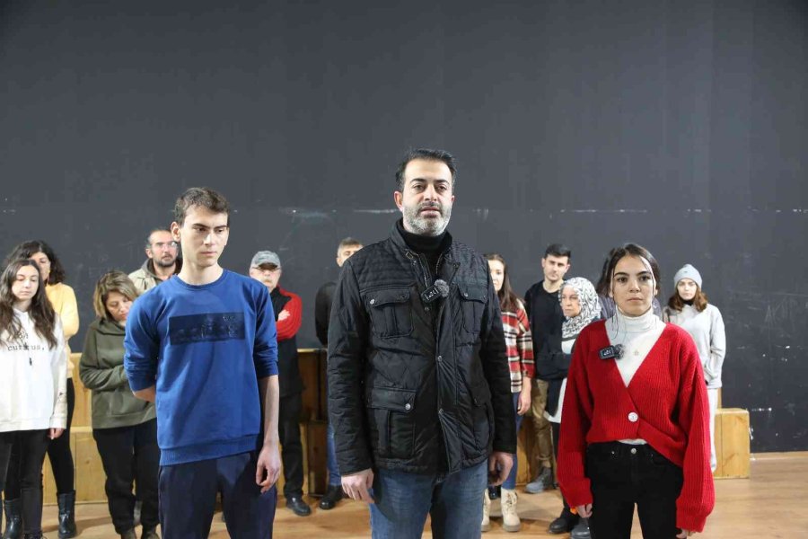 Büyükşehir Belediyesi Konservatuvarı’nda Birbirinden Güzel Kurslar Veriliyor