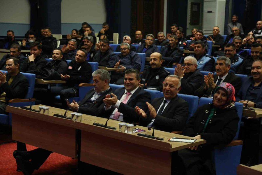 Büyükşehir’den Zabıta Ekiplerine Eğitim Semineri