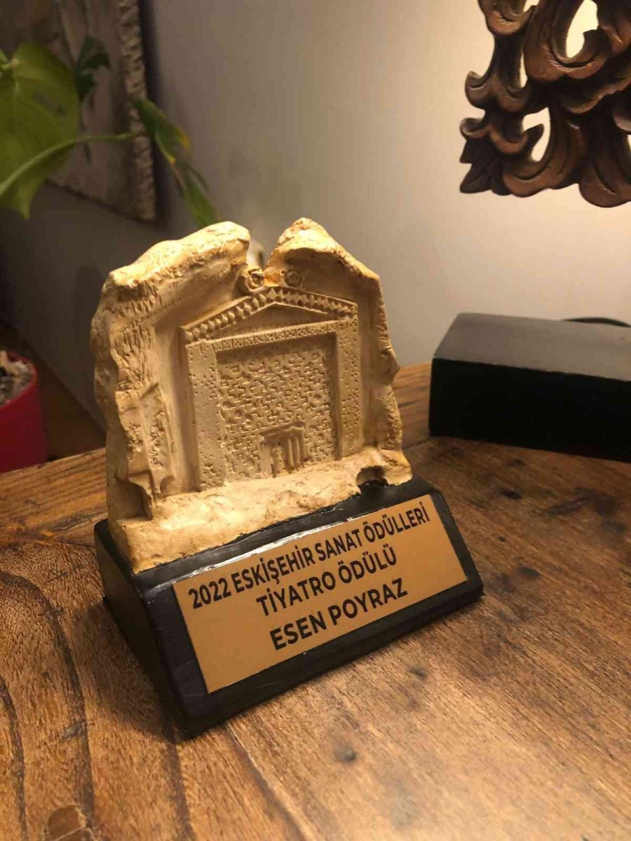 “son İstasyon Eskişehir”e 2022 Tiyatro Ödülü