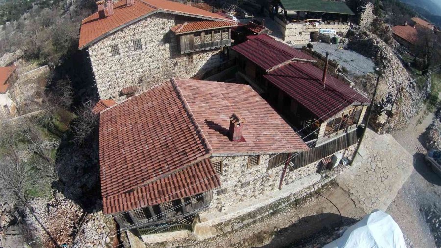 Terk Edilmiş Köye 1 Yılda 80 Bin Ziyaretçi