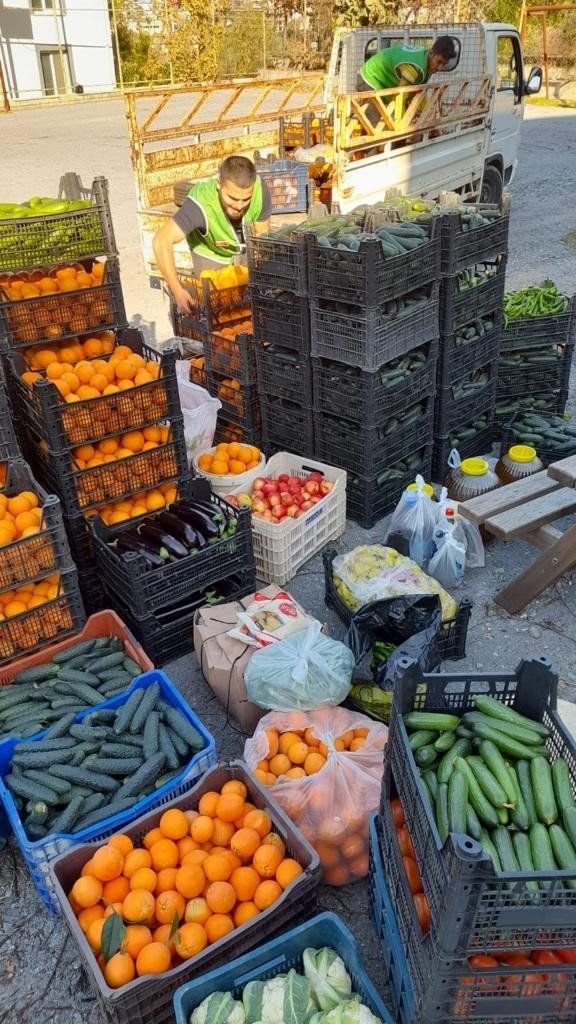 Gazipaşa’dan İdlib’e İnsani Yardım Malzemesi Gönderildi