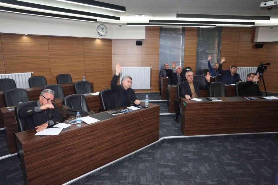 Hacılar Belediyesi Yılın İlk Meclisini Yaptı