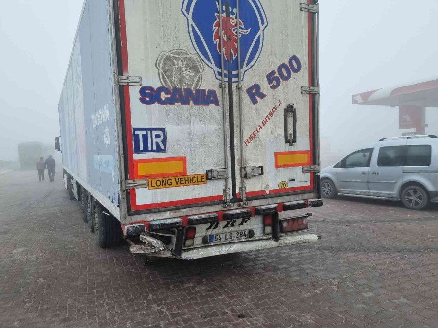 Aksaray’da Yoğun Sis Kazalara Neden Oldu: 9 Yaralı