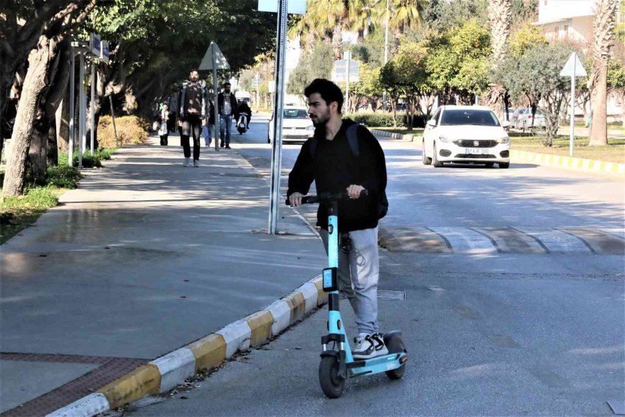 Antalya’da Scooterlar 50 Kilometre Hızın Üzerinde Yollarda Kullanılamayacak