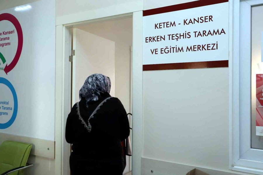 Akdeniz’de Kadınlar Ücretsiz Sağlık Taramasından Geçiriliyor