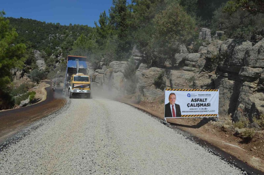 Kırsal Mahalle Yollarına 123 Milyon Liralık Yatırım