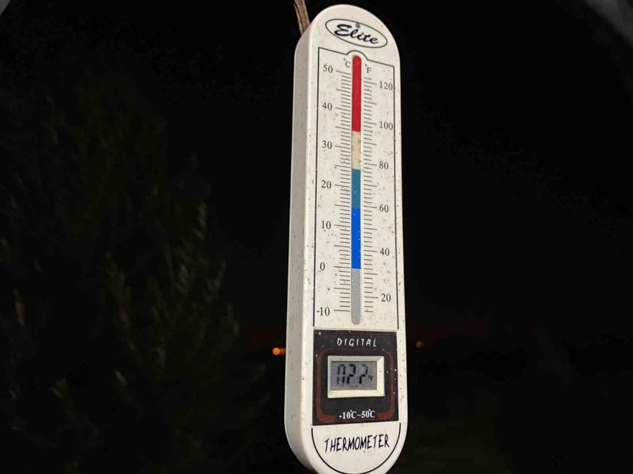 Antalya’da ’0’ Derecede Sazlı Sözlü Don Nöbeti