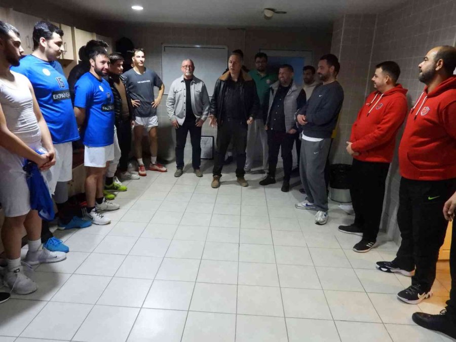 Kepez Dokumaspor, Şampiyonluğa Çok Yaklaştı