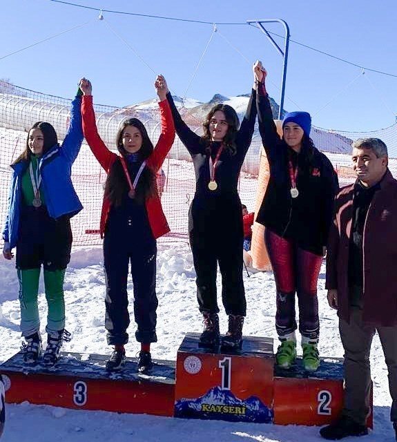 Hadak Sporcuları Sezona Muhteşem Başladı